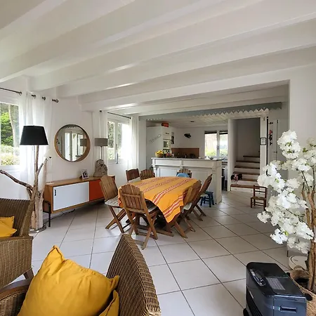 Maison Proche Centre, Parking - 10 Pers. - Fr-1-705-113 * Ле-Мат